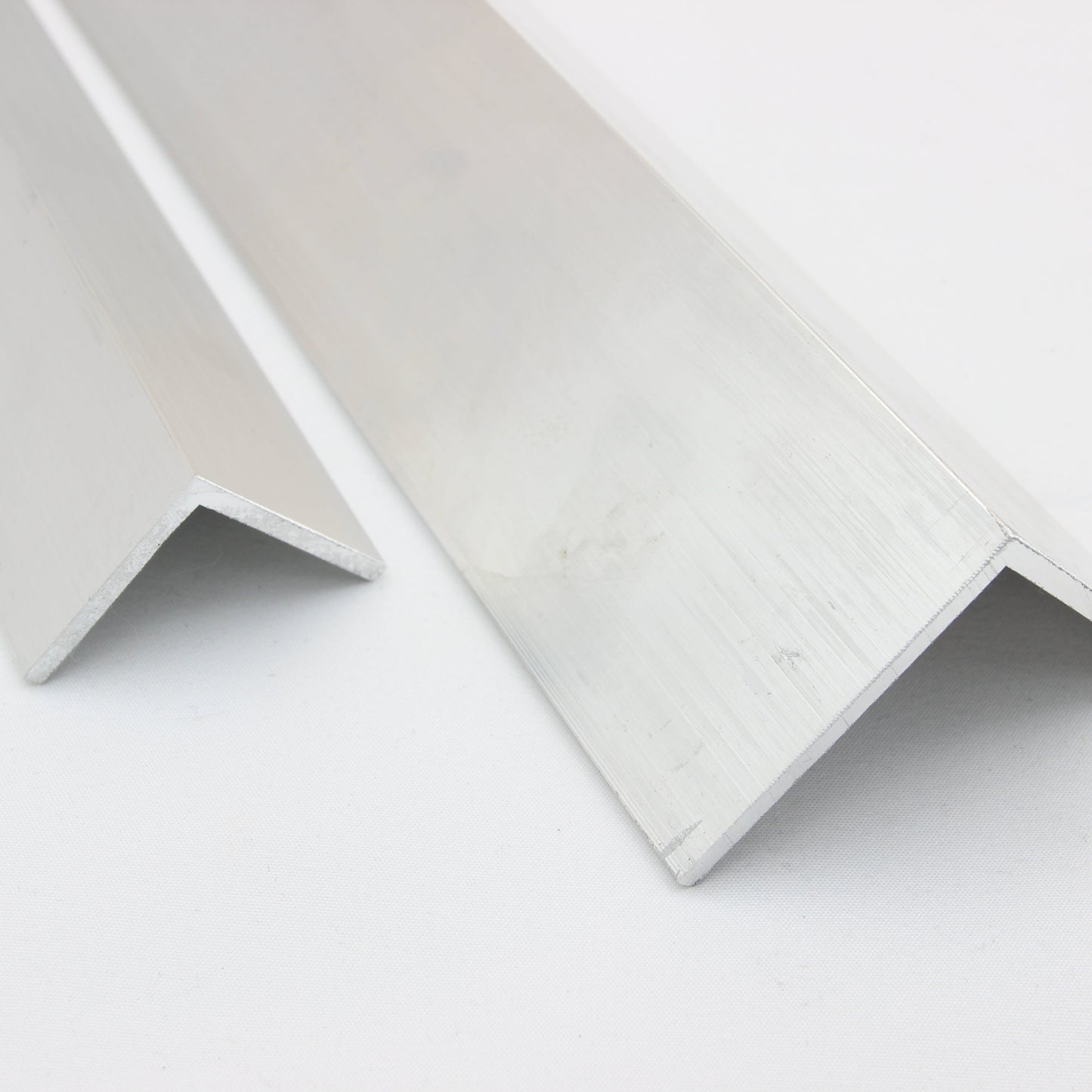 Aluminium Equal Angle |  25x25x3mm | 6060 T5 Alloy | Custom Length