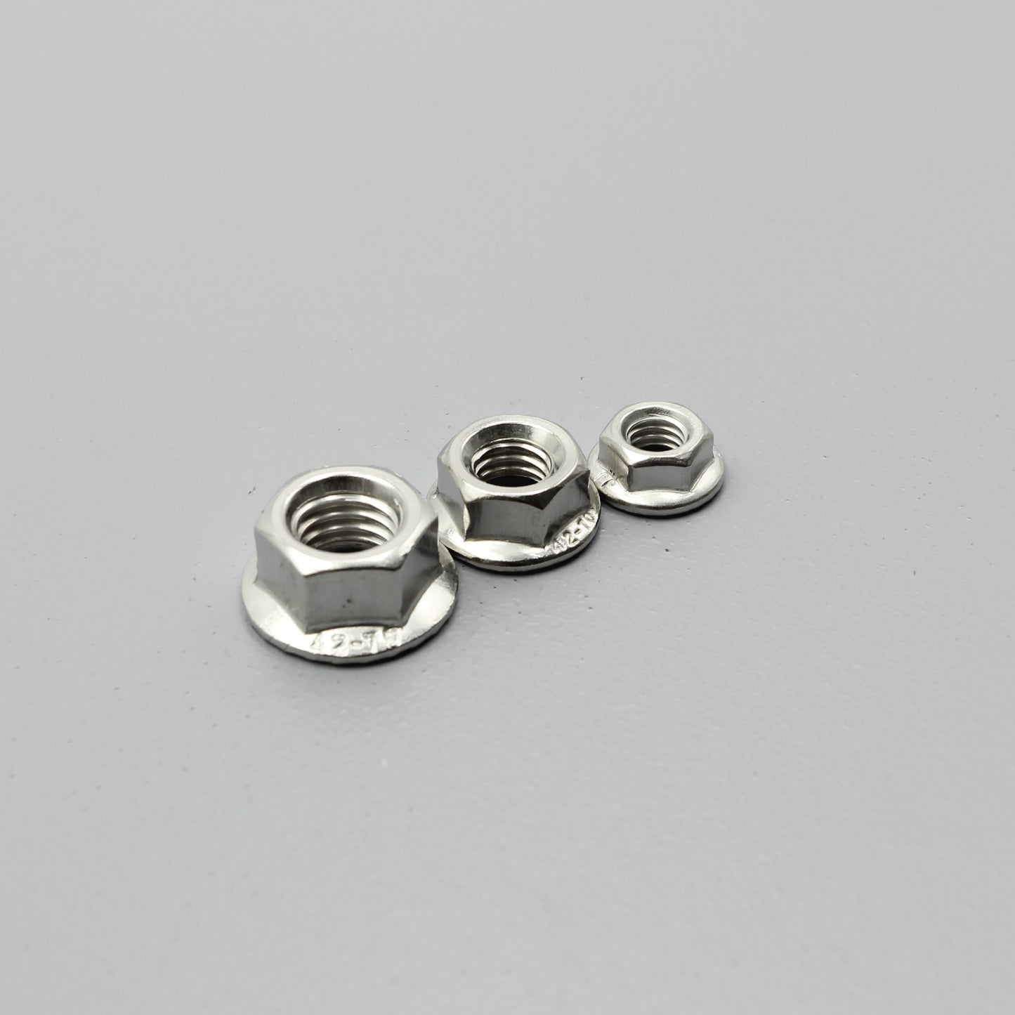 Stainless Steel Serrated Flange Nuts Metric Coarse Thread M6 M8 M10 Hex Lock Nut