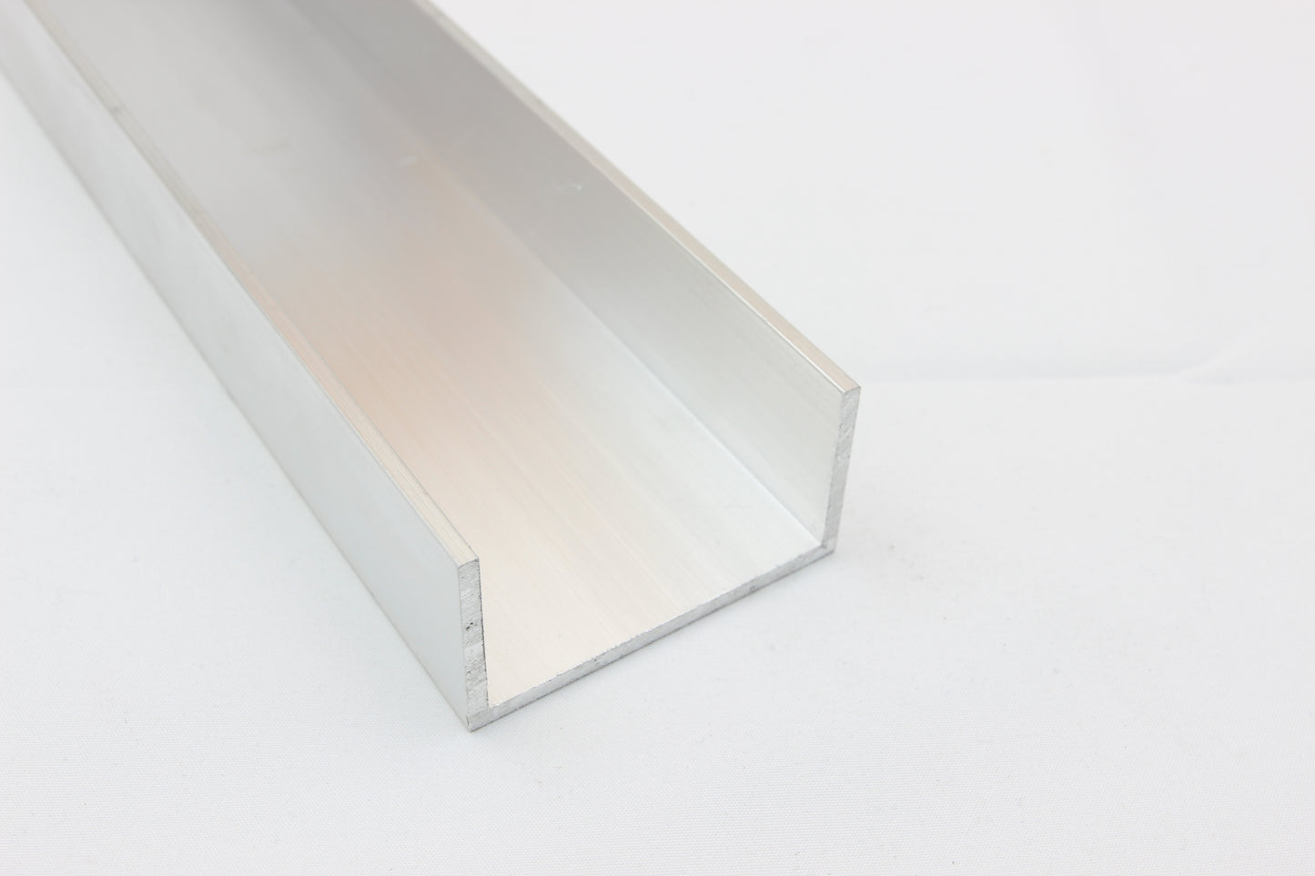 Aluminium U Channel | 25x40x3mm | 6060 T5 Alloy | Custom Length